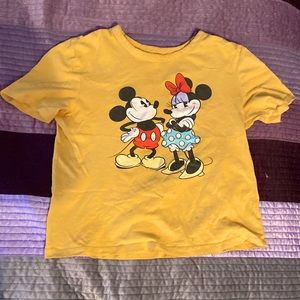 Selling a yellow mini and Nicky mouse crop top.
